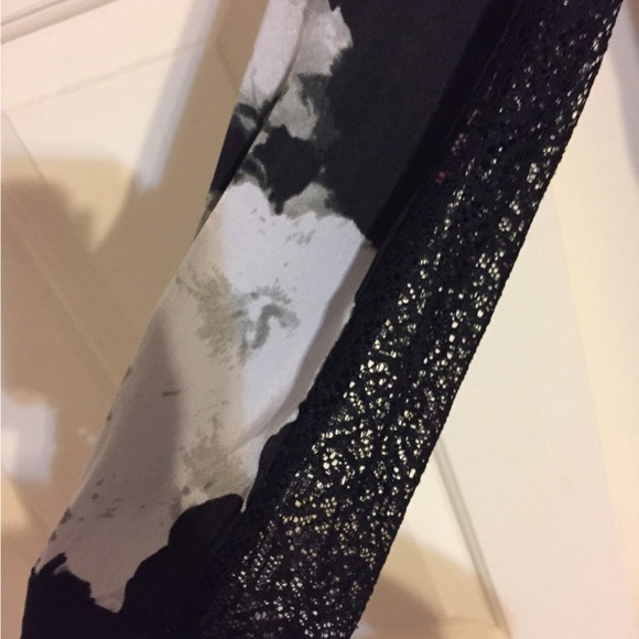 Ellen Tracy blouse - Picture 2 of 6